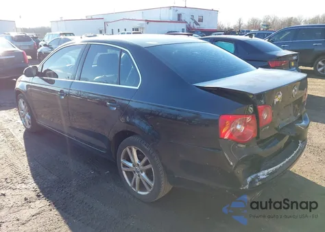 2006 Volkswagen Jetta 2.5 from USA, damaged, VIN 3VWRF71K66M759463